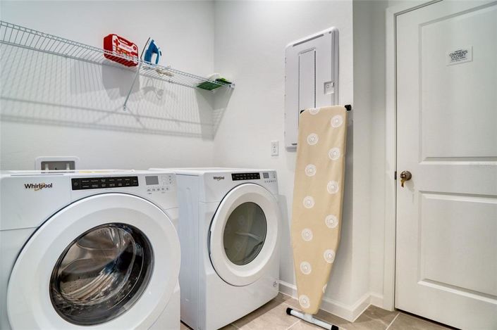 Image No.20-10 Bed Property for sale