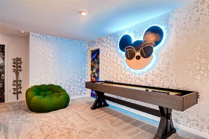 Image No.28-10 Bed Property for sale