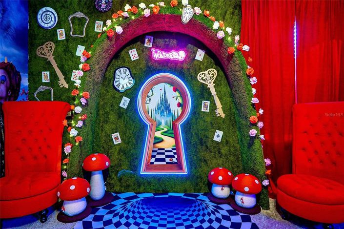 Image No.40-10 Bed Property for sale