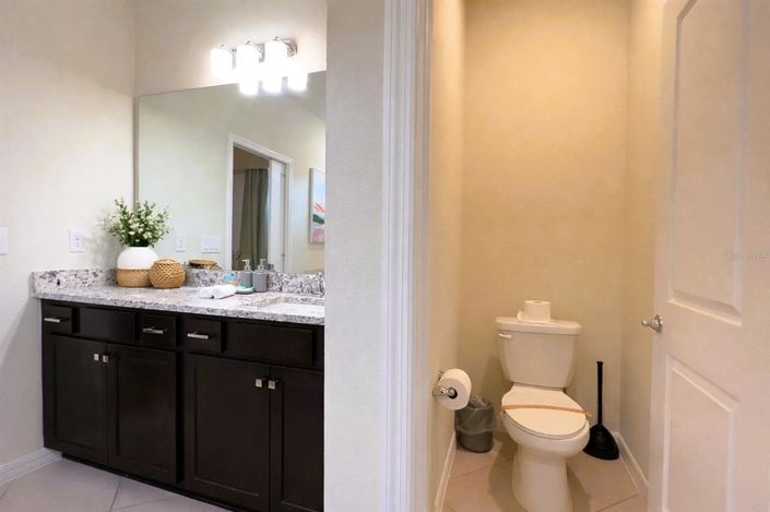 Image No.20-10 Bed Property for sale