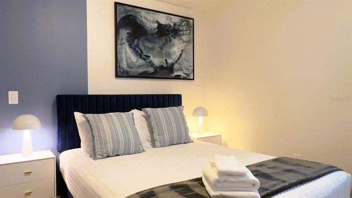 Image No.34-10 Bed Property for sale