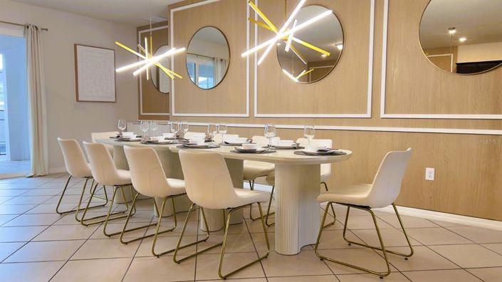 Image No.4-10 Bed Property for sale