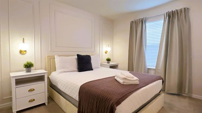 Image No.54-10 Bed Property for sale