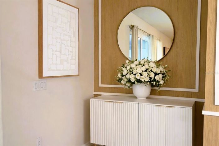 Image No.7-10 Bed Property for sale