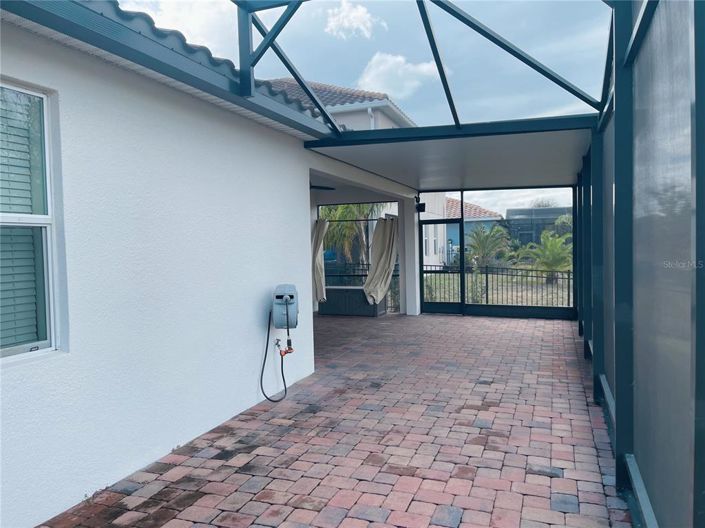 Image No.48-4 Bed Property for sale