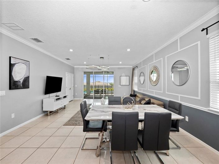 Image No.16-6 Bed Property for sale