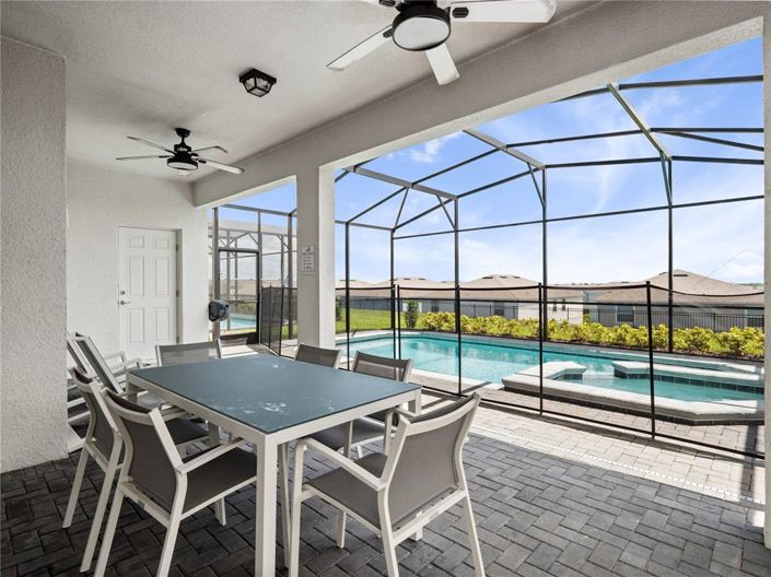 Image No.21-6 Bed Property for sale