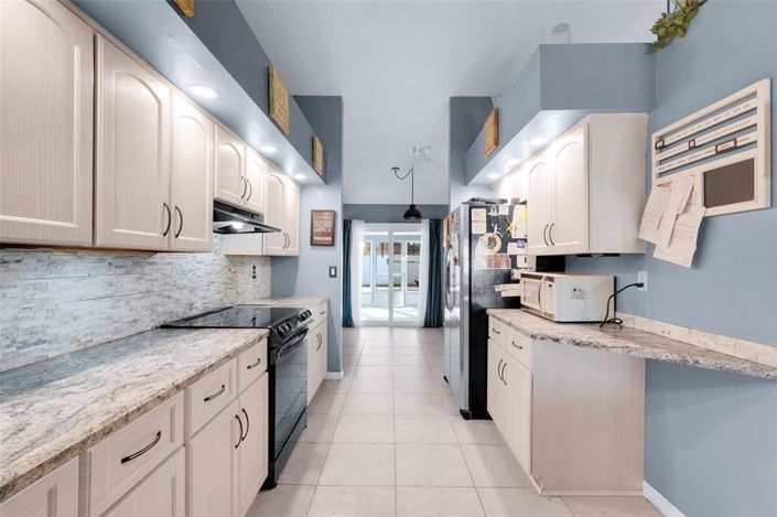 Image No.19-4 Bed Property for sale