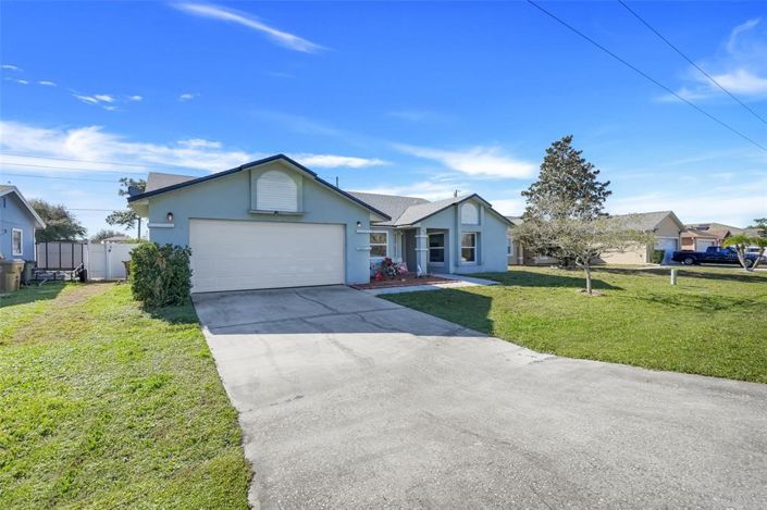 Image No.4-4 Bed Property for sale