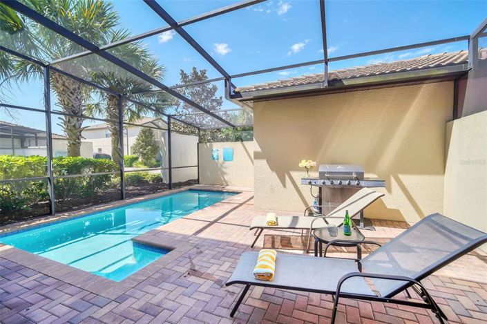 Image No.2-5 Bed Townhouse for sale