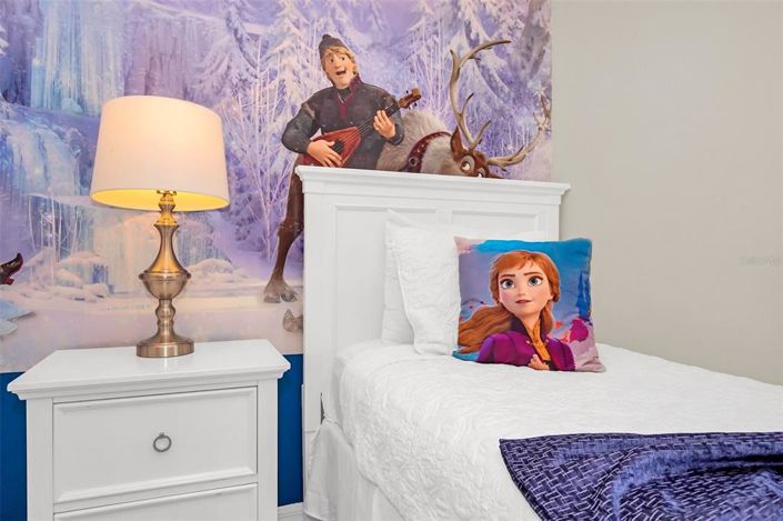 Image No.45-5 Bed Townhouse for sale