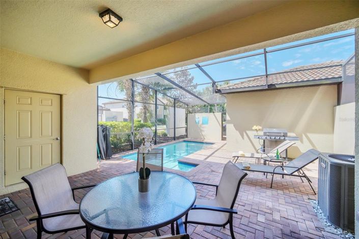 Image No.49-5 Bed Townhouse for sale