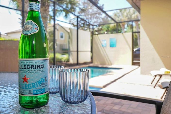 Image No.53-5 Bed Townhouse for sale