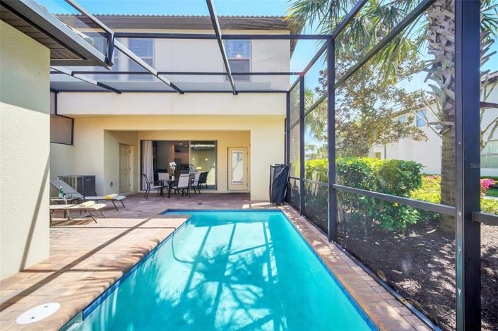 Image No.57-5 Bed Townhouse for sale