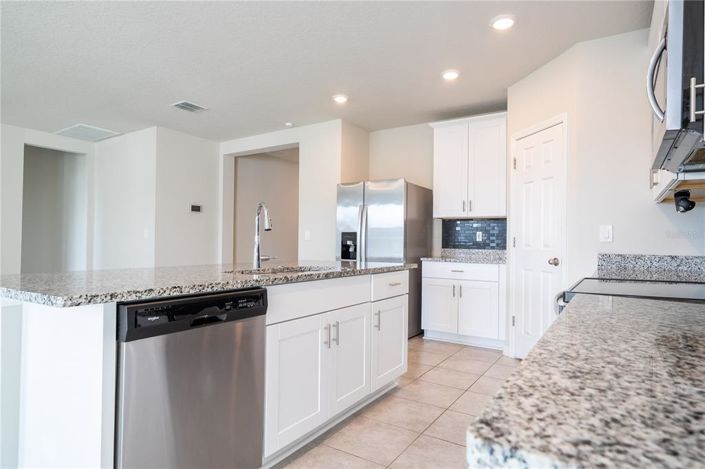 Image No.29-4 Bed Property for sale