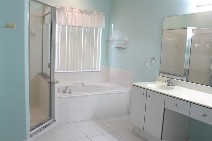 Image No.27-Propriété de 3 chambres à vendre à Clermont