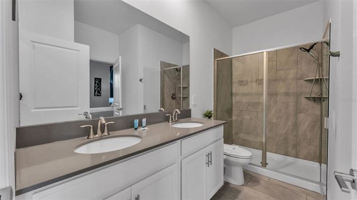 Image No.16-8 Bed Property for sale