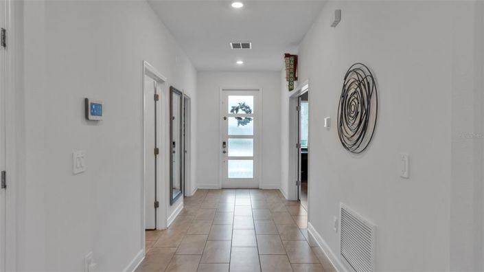 Image No.26-8 Bed Property for sale