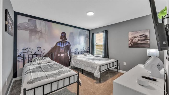 Image No.30-8 Bed Property for sale