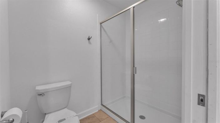 Image No.40-8 Bed Property for sale