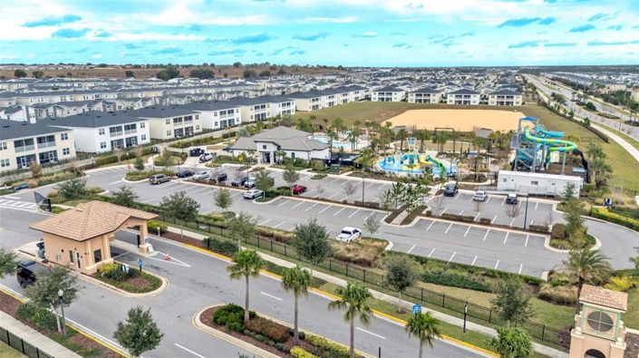 Image No.60-8 Bed Property for sale