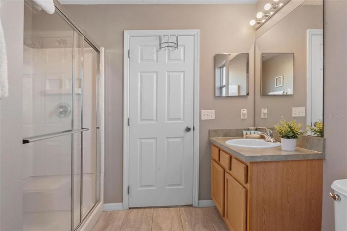 Image No.19-3 Bed Property for sale