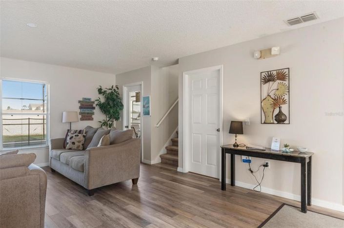 Image No.6-3 Bed Property for sale