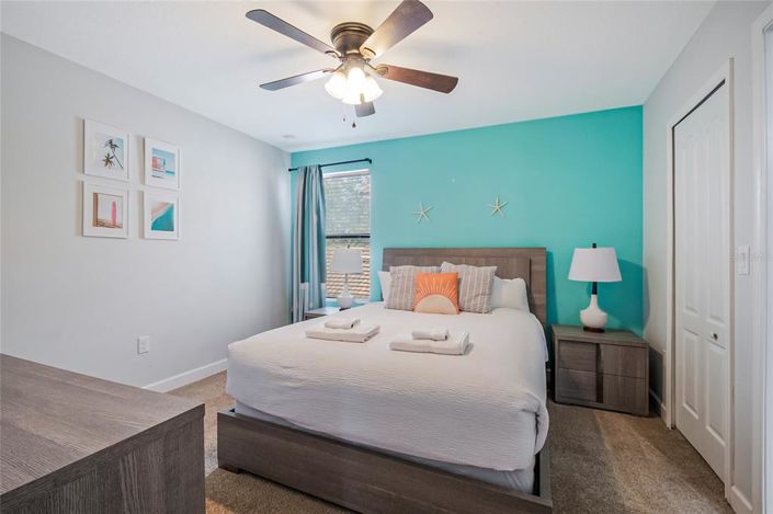 Image No.56-8 Bed Property for sale