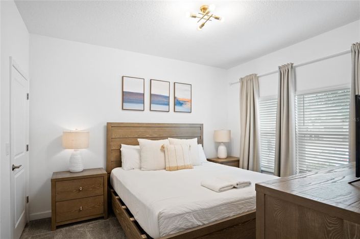 Image No.29-4 Bed Townhouse for sale