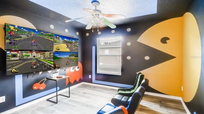 Image No.9-7 Bed Property for sale