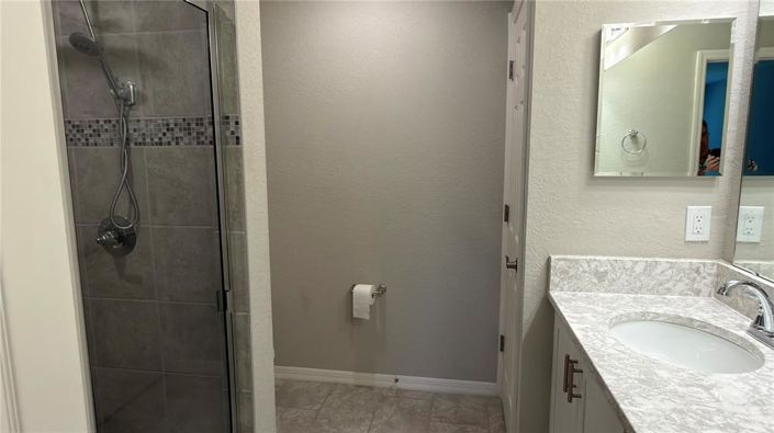 Image No.19-3 Bed Property for sale