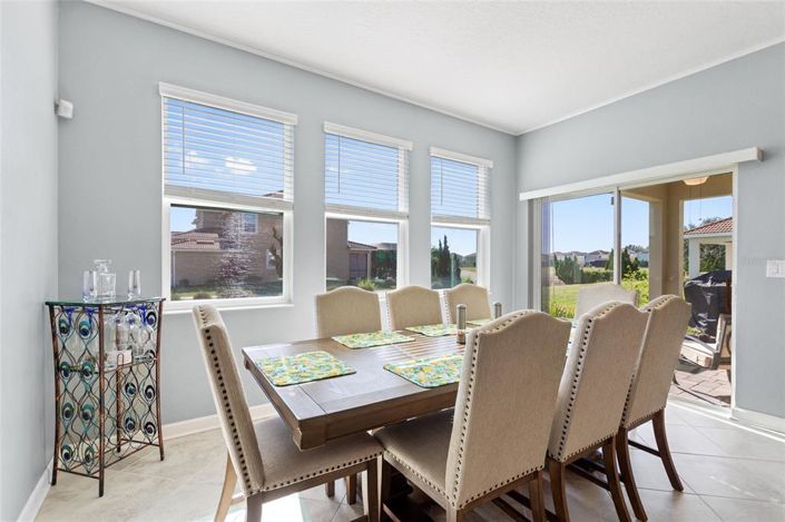 Image No.12-4 Bed Property for sale