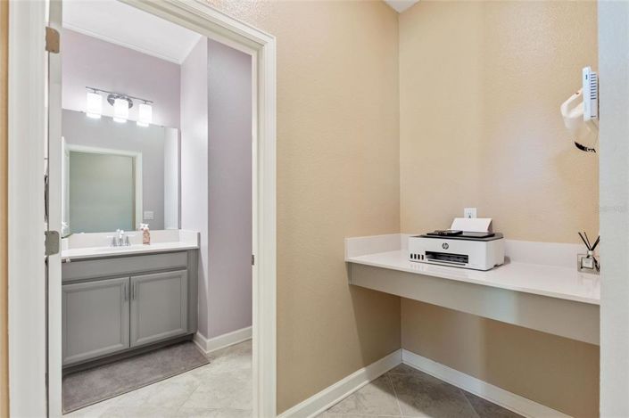 Image No.4-4 Bed Property for sale