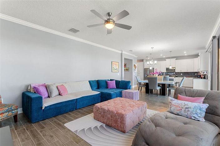 Image No.10-4 Bed Property for sale