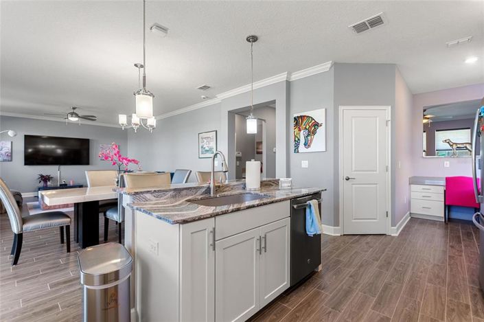 Image No.13-4 Bed Property for sale