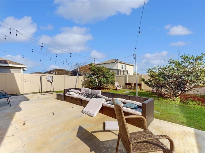 Image No.24-5 Bed Property for sale