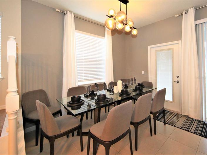 Image No.15-5 Bed Townhouse for sale