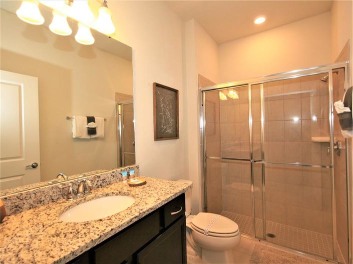 Image No.20-5 Bed Townhouse for sale