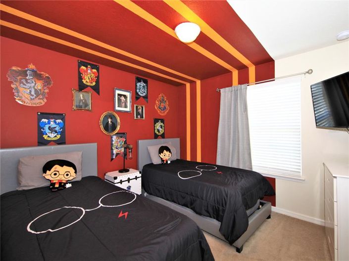 Image No.38-5 Bed Townhouse for sale