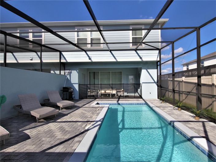 Image No.4-5 Bed Townhouse for sale