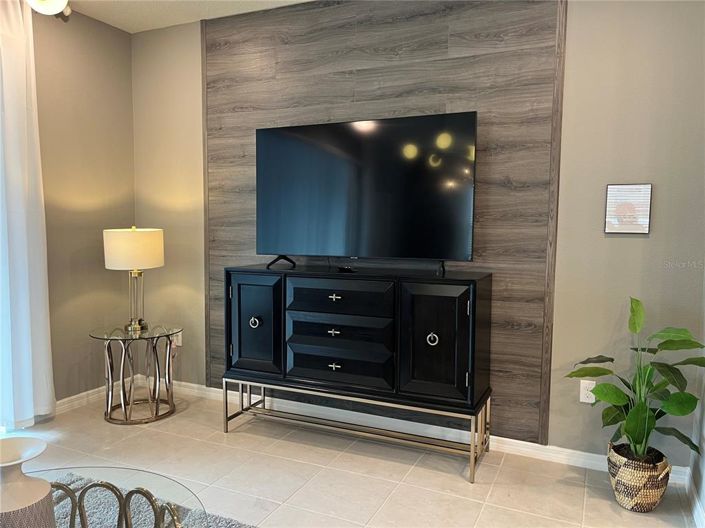 Image No.8-5 Bed Townhouse for sale