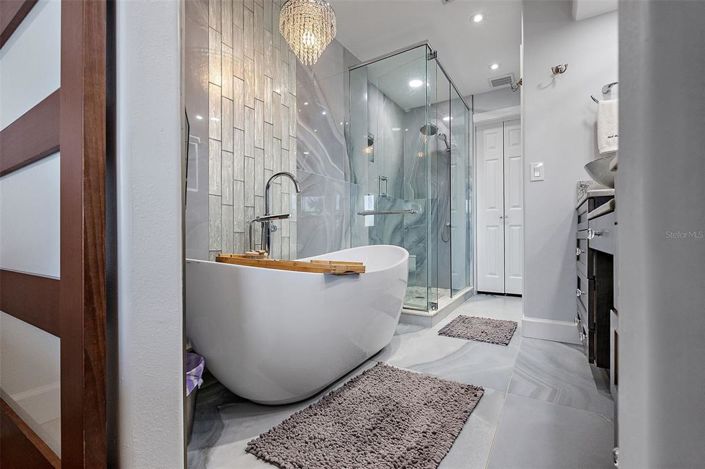 Image No.26-4 Bed Townhouse for sale