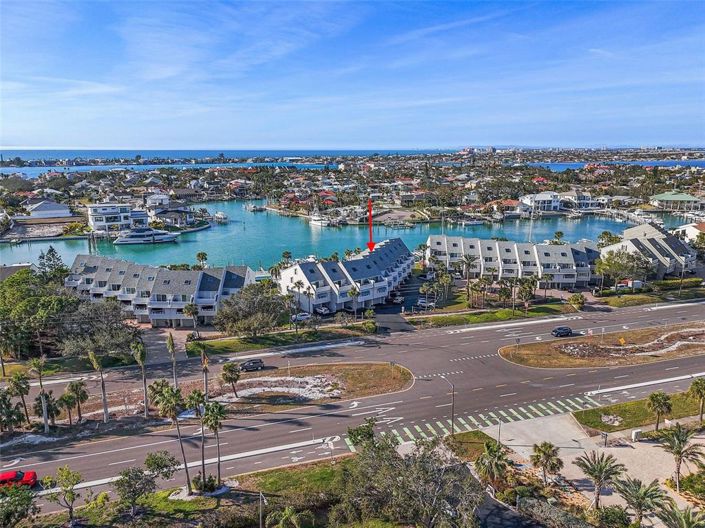 Image No.3-4 Bed Townhouse for sale