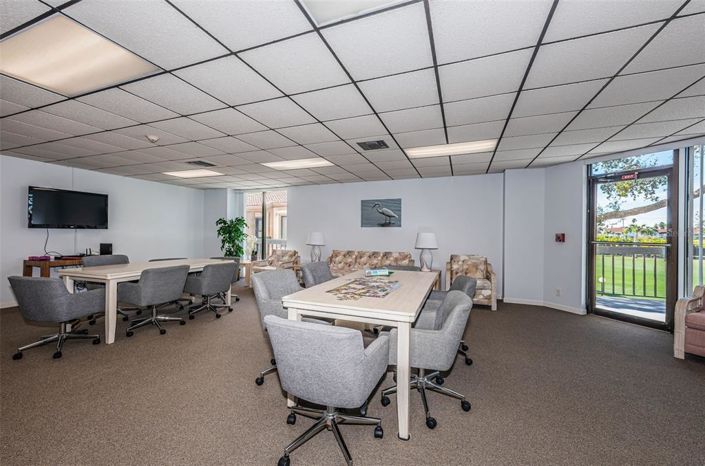 Image No.37-2 Bed Property for sale