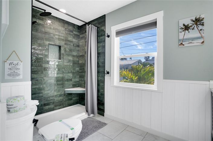 Image No.15-3 Bed Property for sale