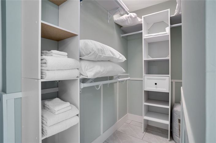 Image No.18-3 Bed Property for sale