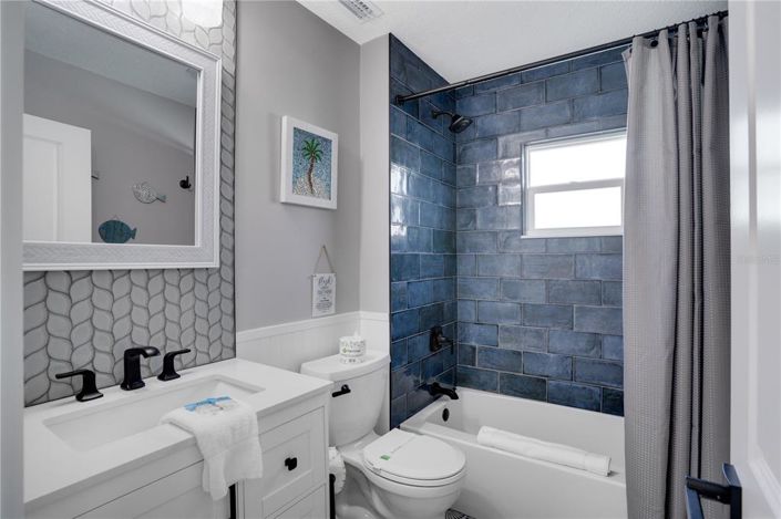 Image No.23-3 Bed Property for sale