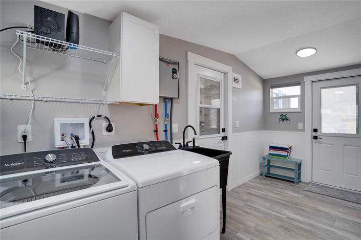 Image No.27-3 Bed Property for sale