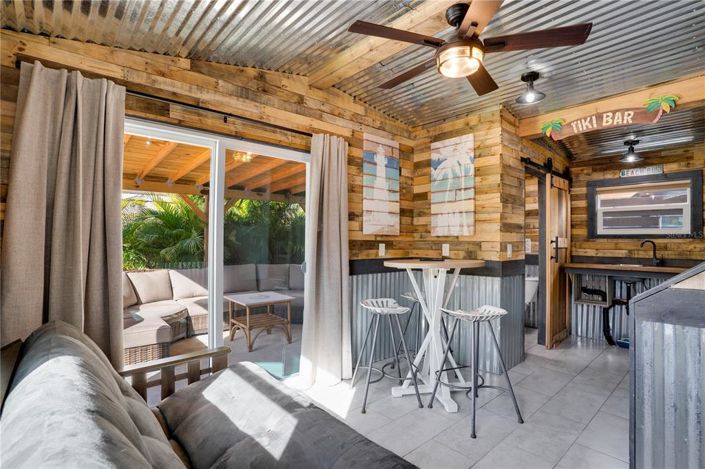 Image No.28-3 Bed Property for sale