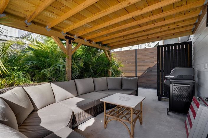 Image No.38-3 Bed Property for sale